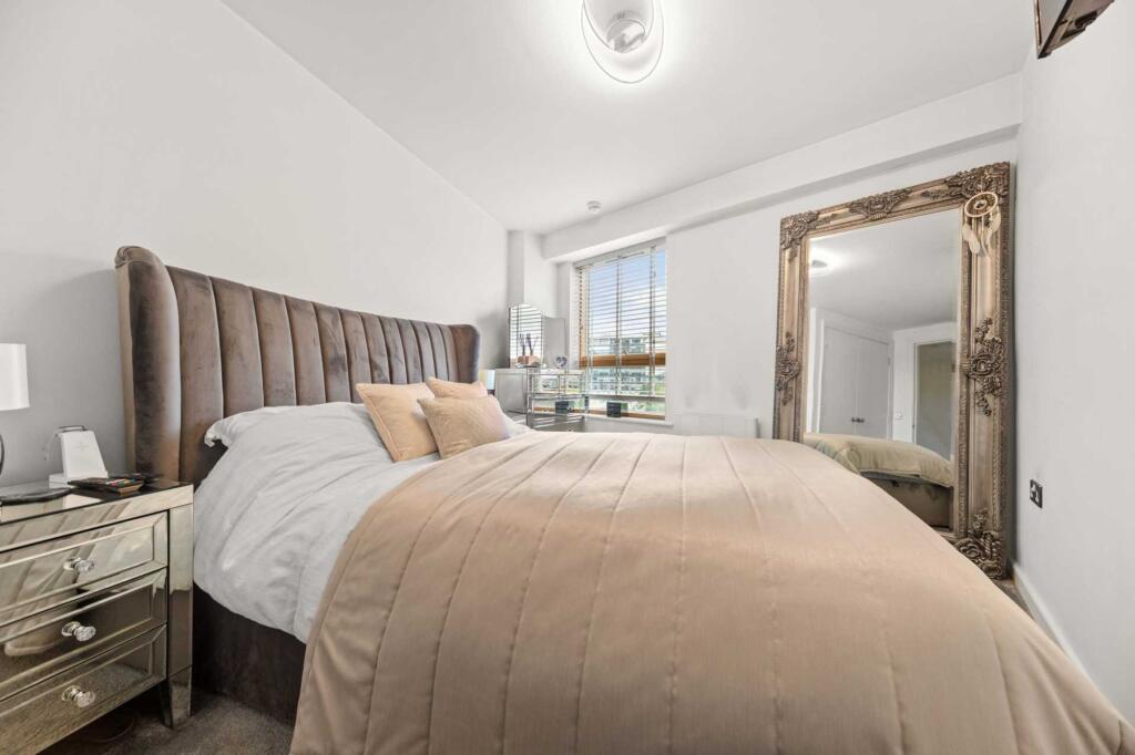 Apartment in Leeds - More