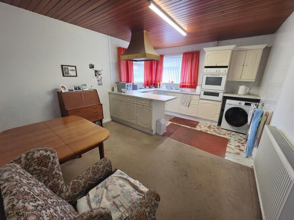 House in Stoke-on-Trent - View 5