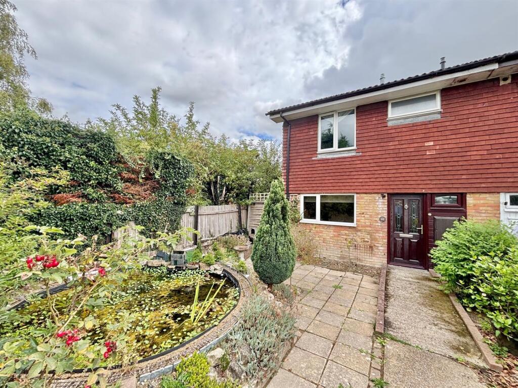 Main image of property: Norman Close, Kemsing