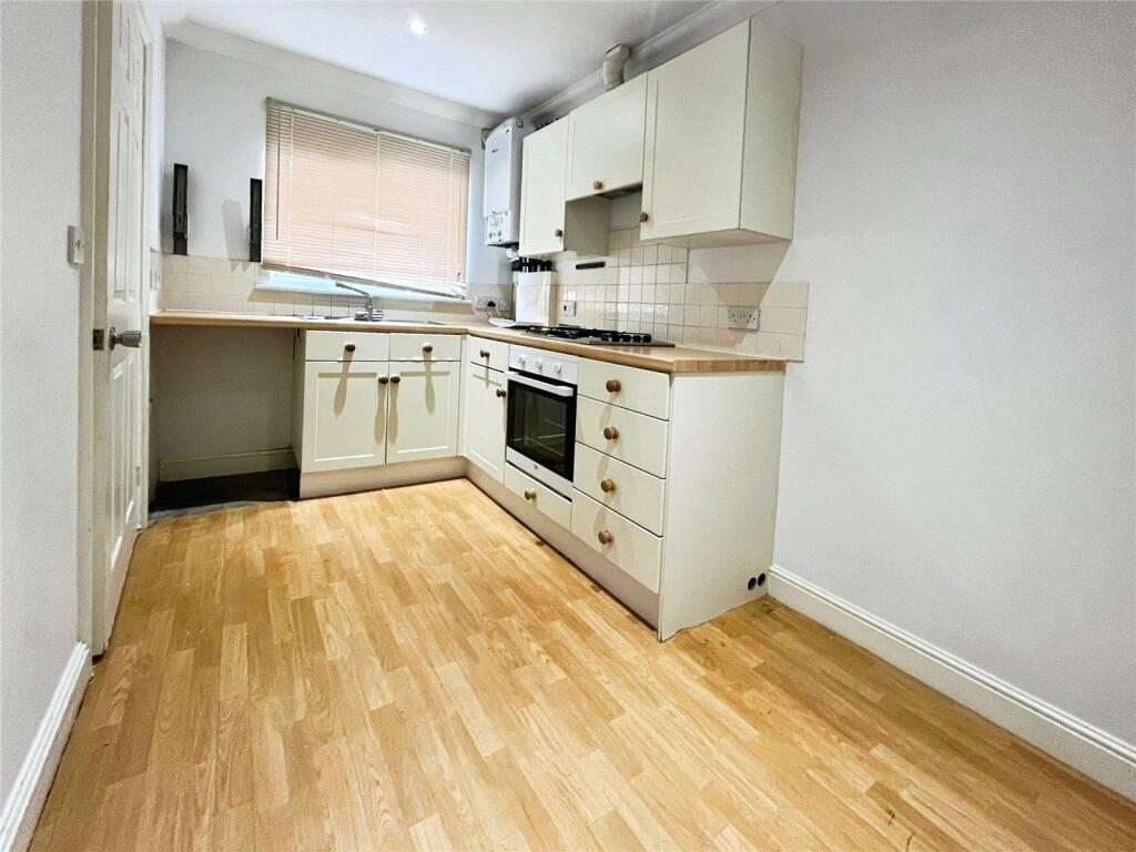 Alpha Cottages, St. Johns Road, Wroxall, PO38 - View 2
