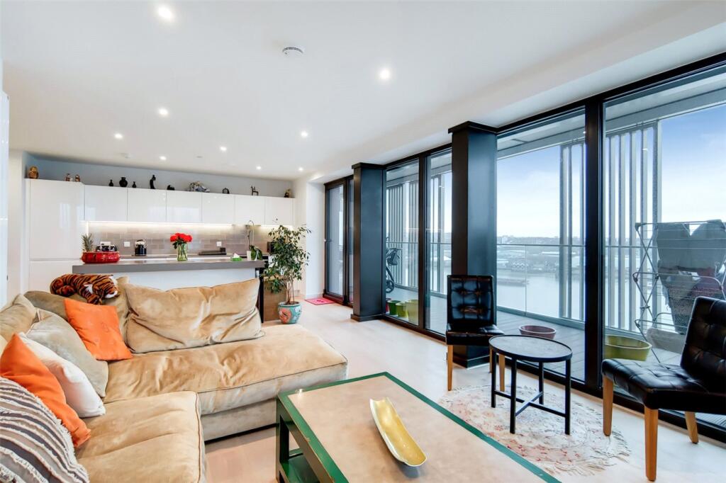 Main image of property: Bonnet Street, London, E16