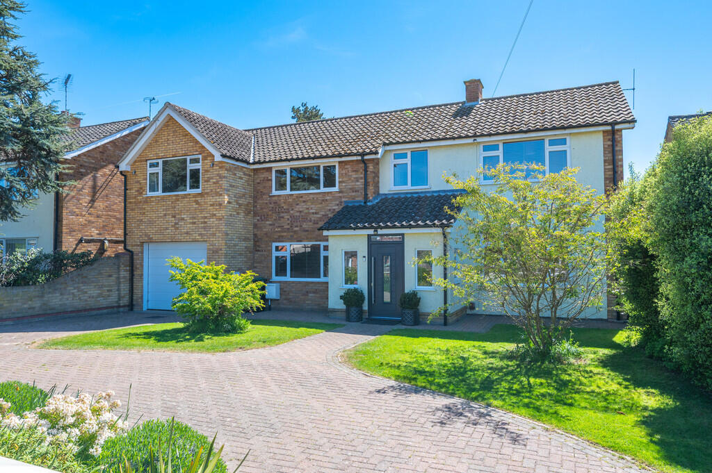 4-bed detached on Cliff Road, Felixstowe, £895,000