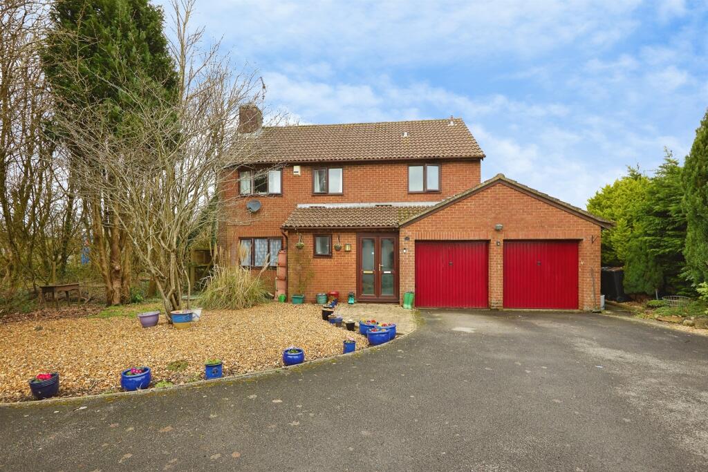 Main image of property: Fairlane, Shaftesbury