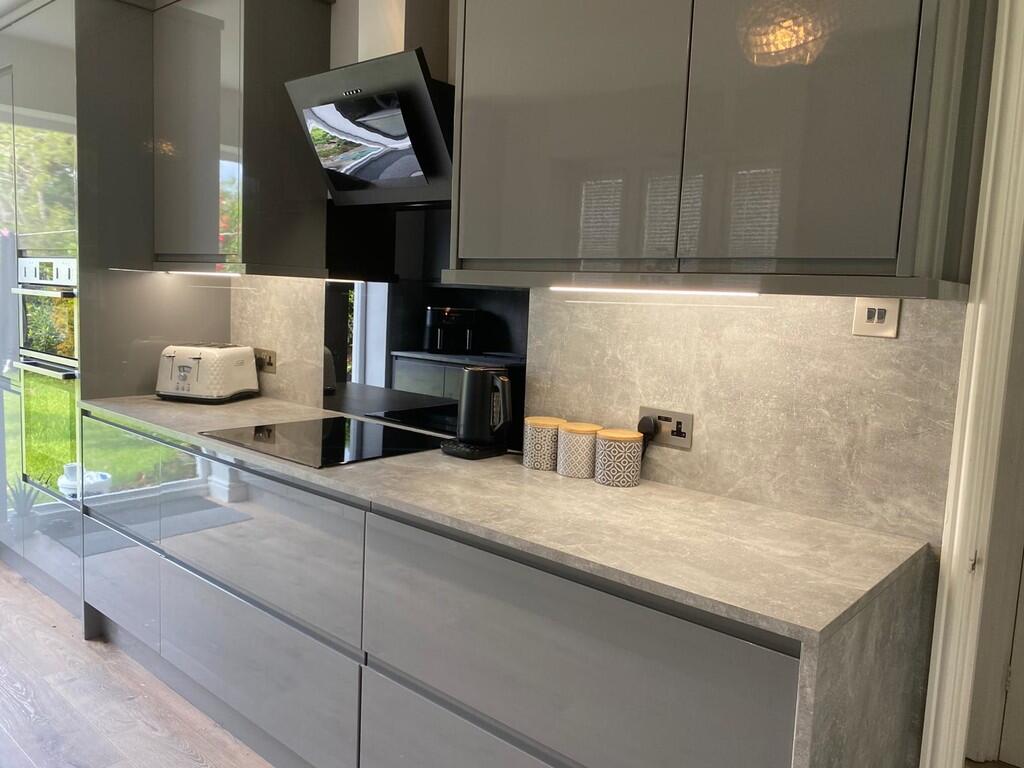 House in Doncaster, Barnby Dun with Kirk Sandall - View 5