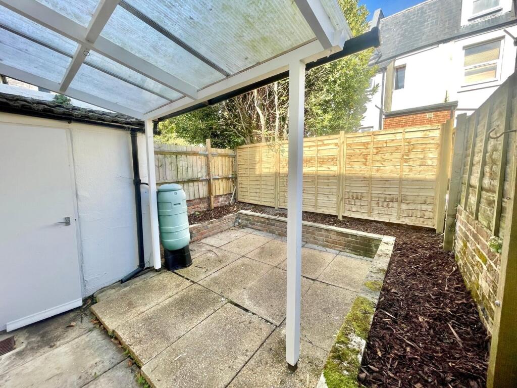 House in Eastbourne, East Sussex - View 3