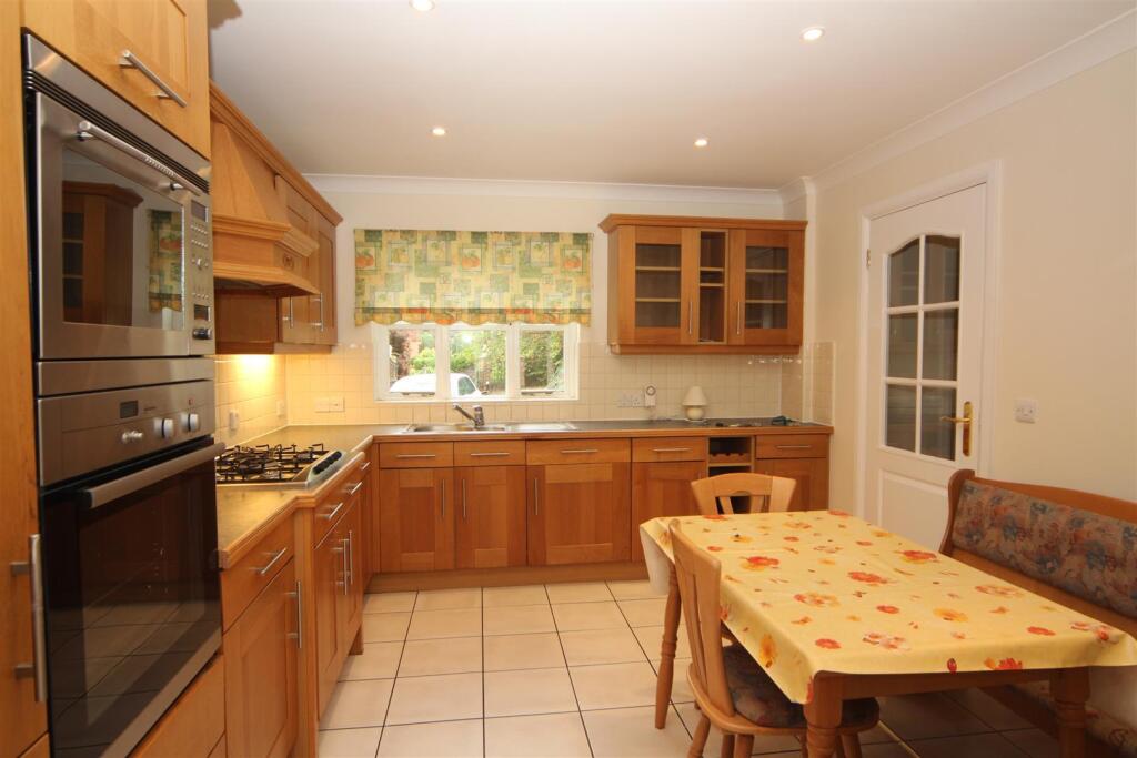 House in Rochester - View 4