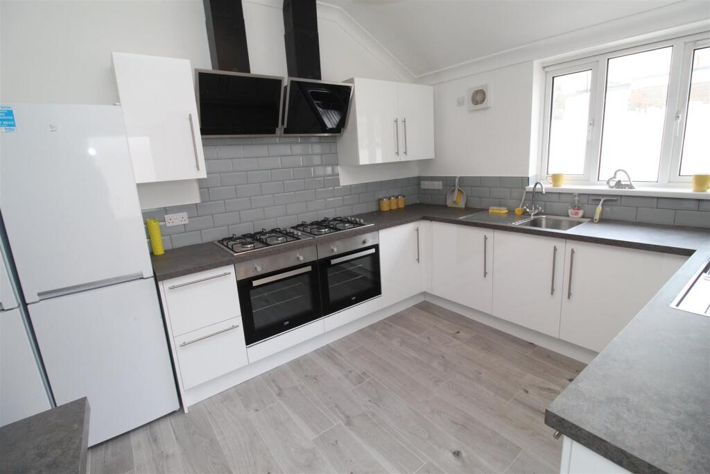 House in Cardiff, Cathays - View 2