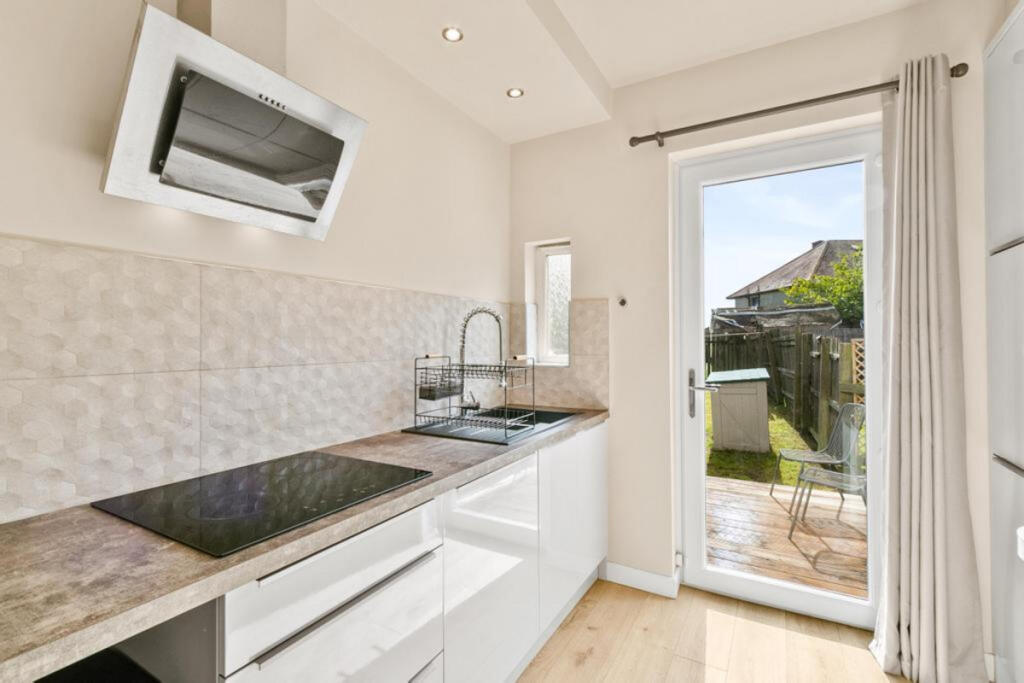 House in Glasgow, High Balornock, Balornock - View 5