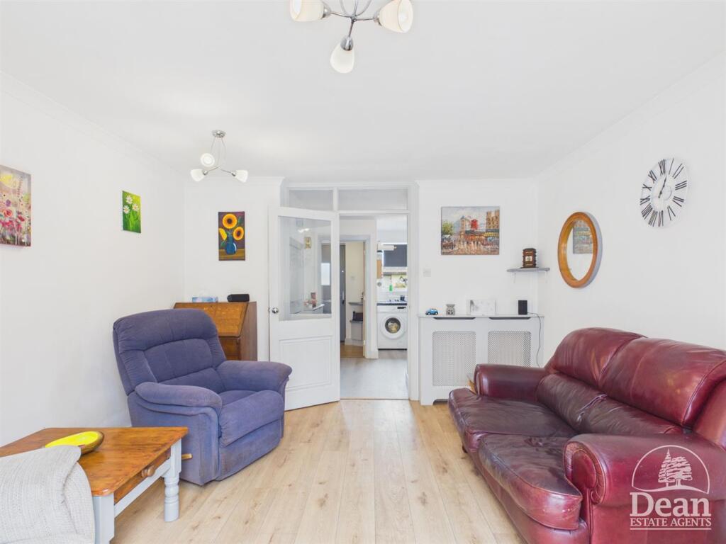 Whitechapel Road, Bream, Lydney photo 4