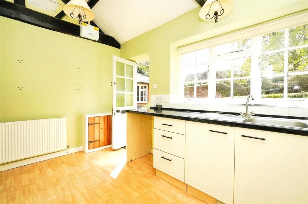 House in Peterborough - View 4