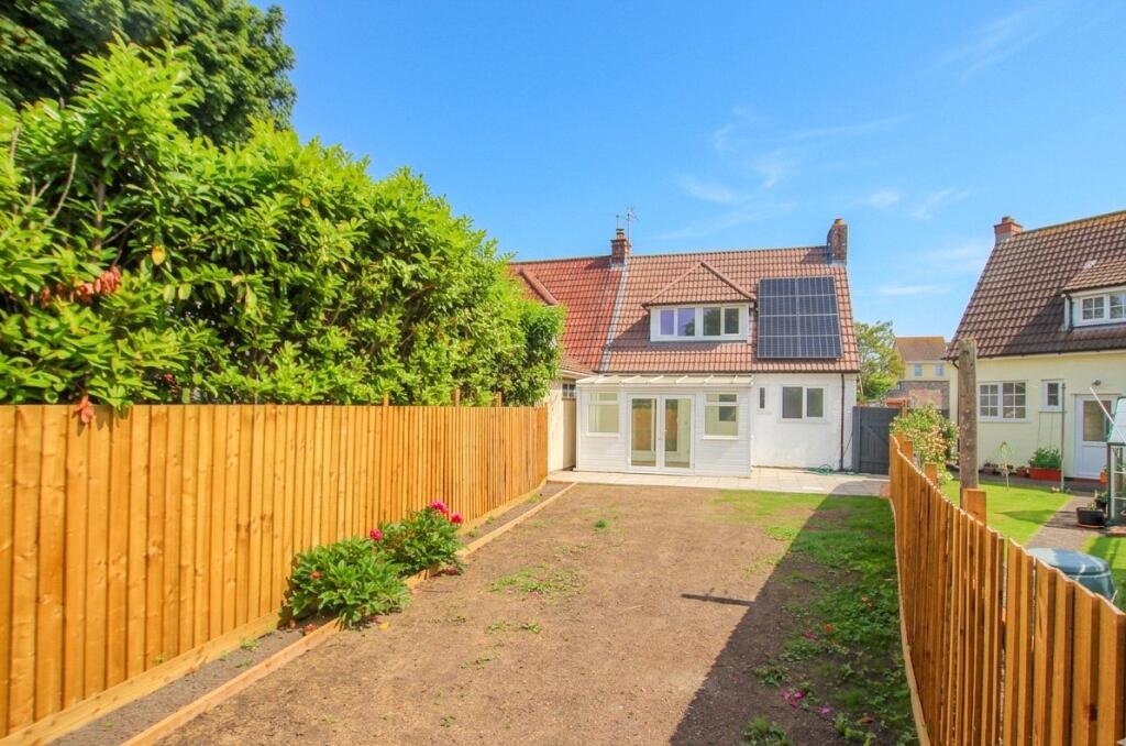 House in Weston-super-Mare, Coronation - View 2