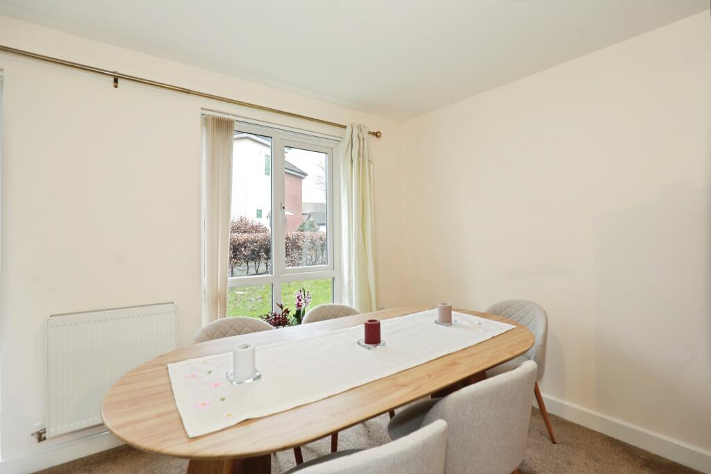 Alderley Rise, Burslem, Stoke-on-trent, ST6 photo 3