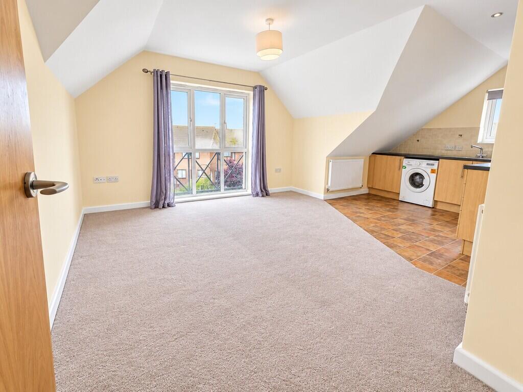 Apartment in Dorchester - View 3
