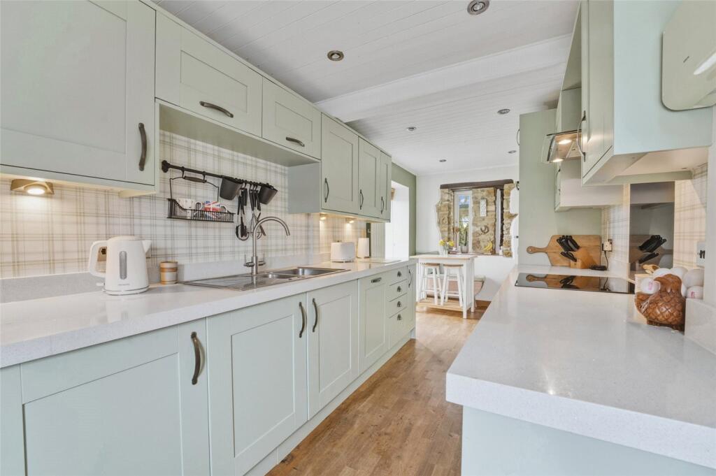 Spring Farm Court, Duns Tew, Oxfordshire, OX25 photo 4