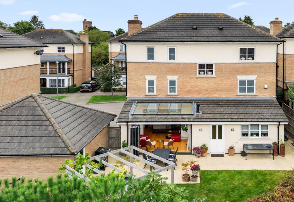 Buckingham Road, Epping, CM16 photo 4