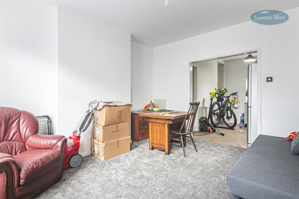 House in Sheffield - View 4