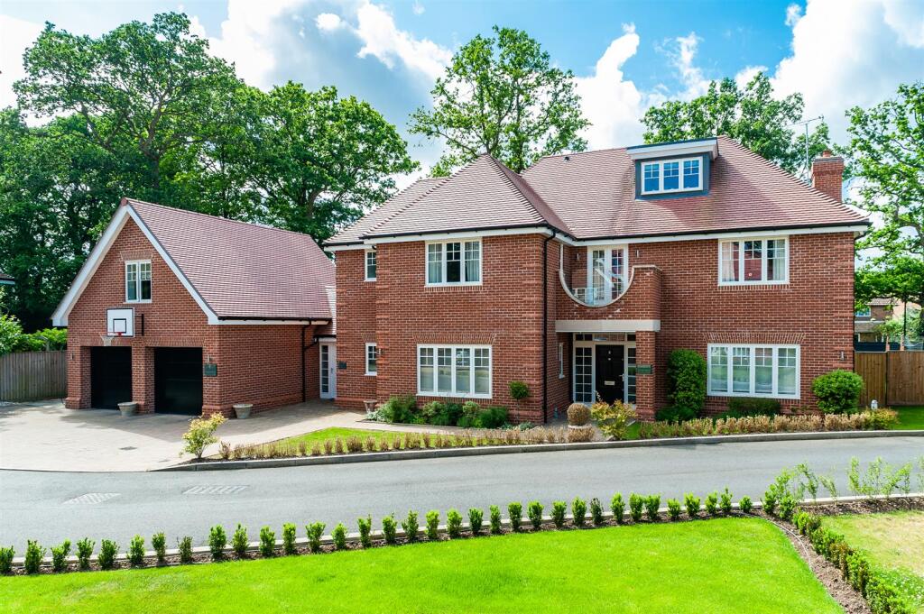 Main image of property: The Spinney, Gerrards Cross SL9