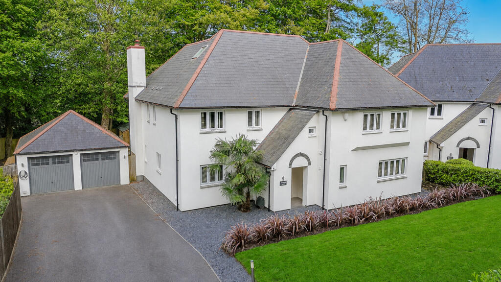Main image of property: The Drive, Duporth