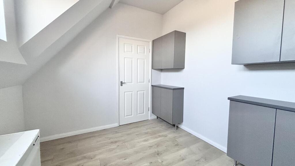 Apartment in Westcliff-on-Sea, Milton, Prittlewell - More