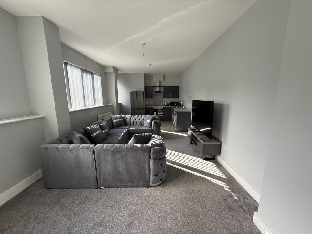 6 Manor Lane, Shipley, BD18