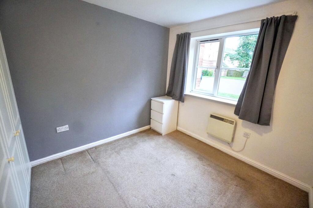 Apartment in Hemel Hempstead - View 4