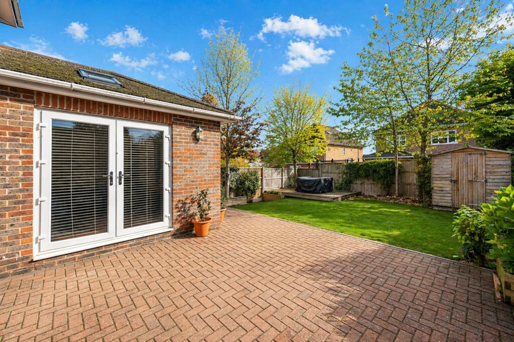 Additional image 5 of Penn Road, Park Street, St. Albans, Hertfordshire, AL2
