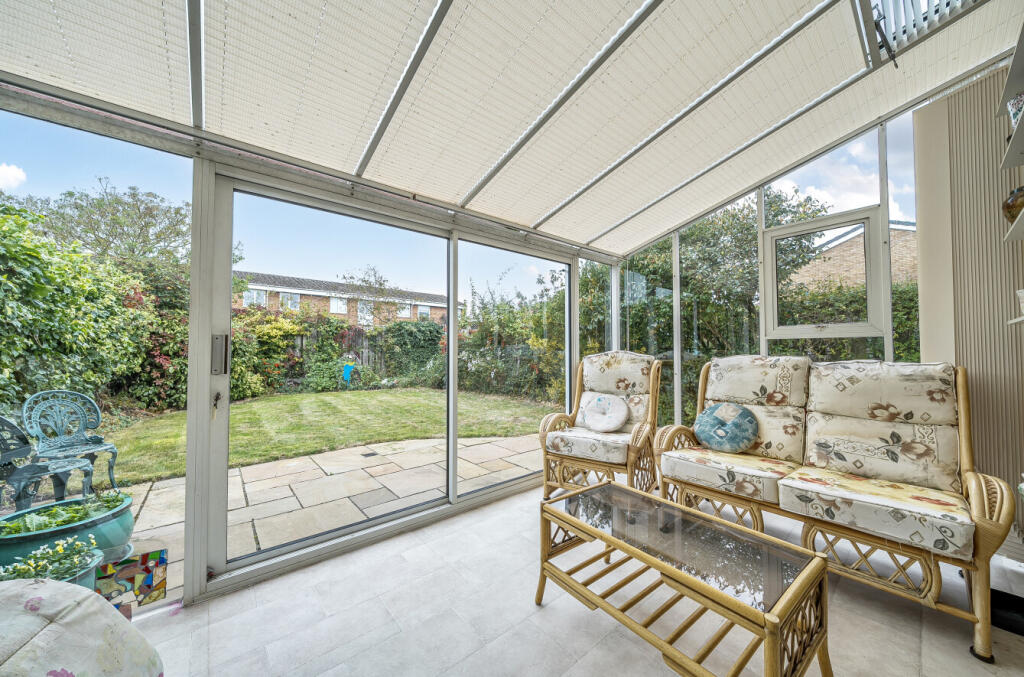 House in Milton Keynes, Wilshamstead - More