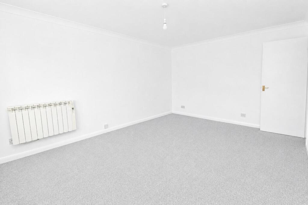 Snoreham Gardens, Latchingdon photo 4