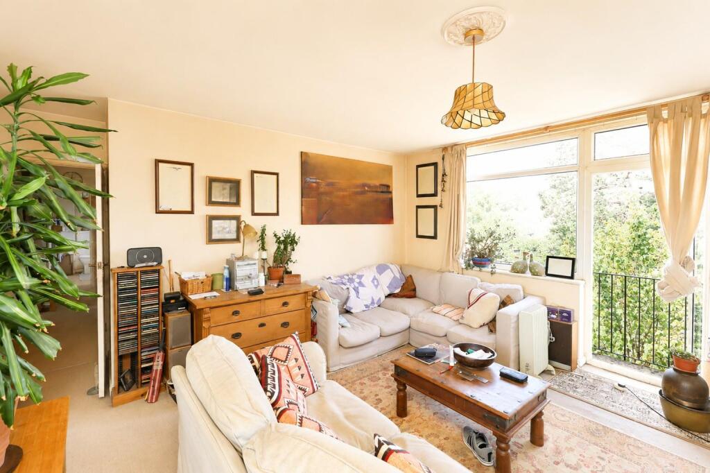 Apartment in Sevenoaks, Westerham - View 3