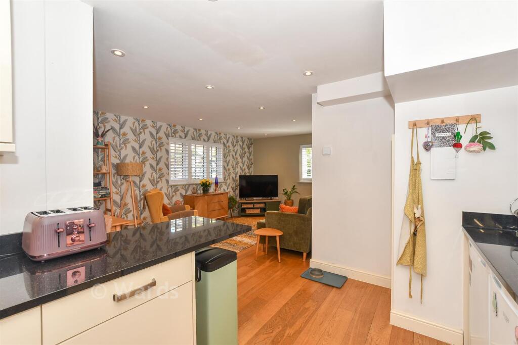 House in Tonbridge - View 5