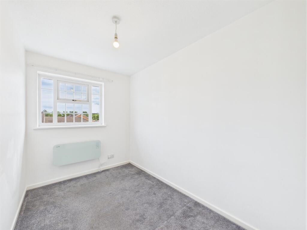 Apartment in Newcastle upon Tyne - View 5