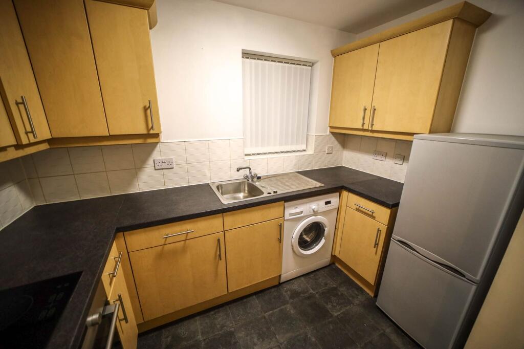 Apartment in Warrington - View 3