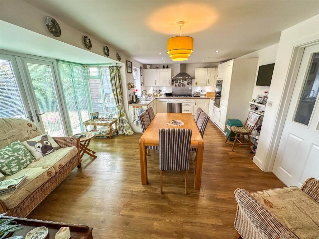 House in Weldon, Priors Hall Park - View 3