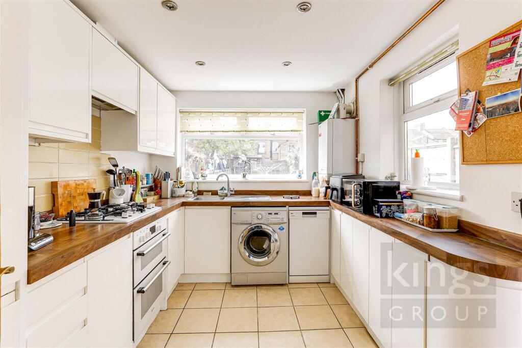 House in London - View 4
