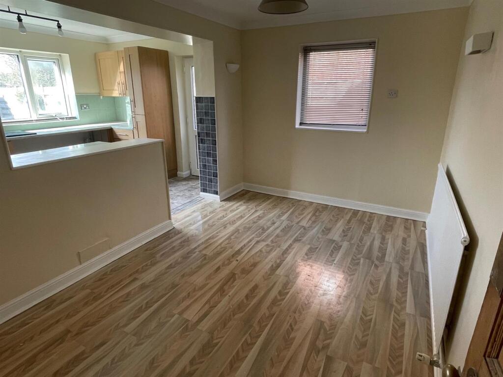 House in York - View 4