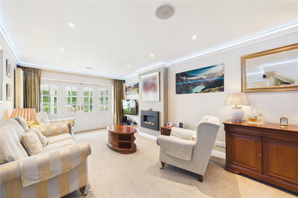 House in Basingstoke and Deane, Oakley - View 4