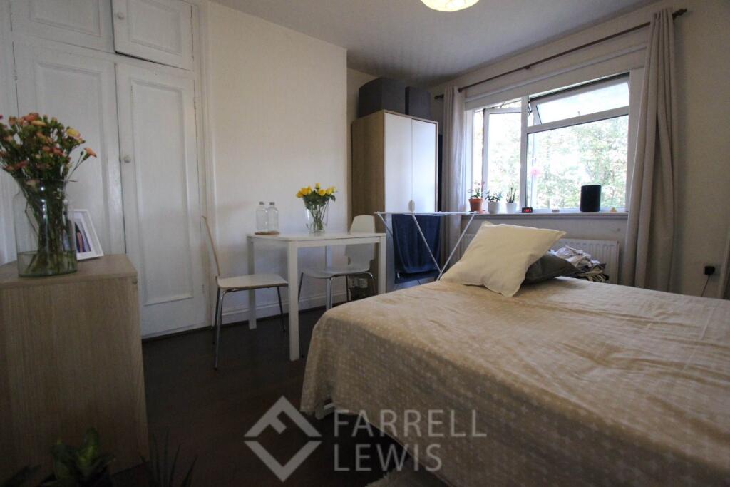 Main image of property: Western Avenue, London, W3 7TX