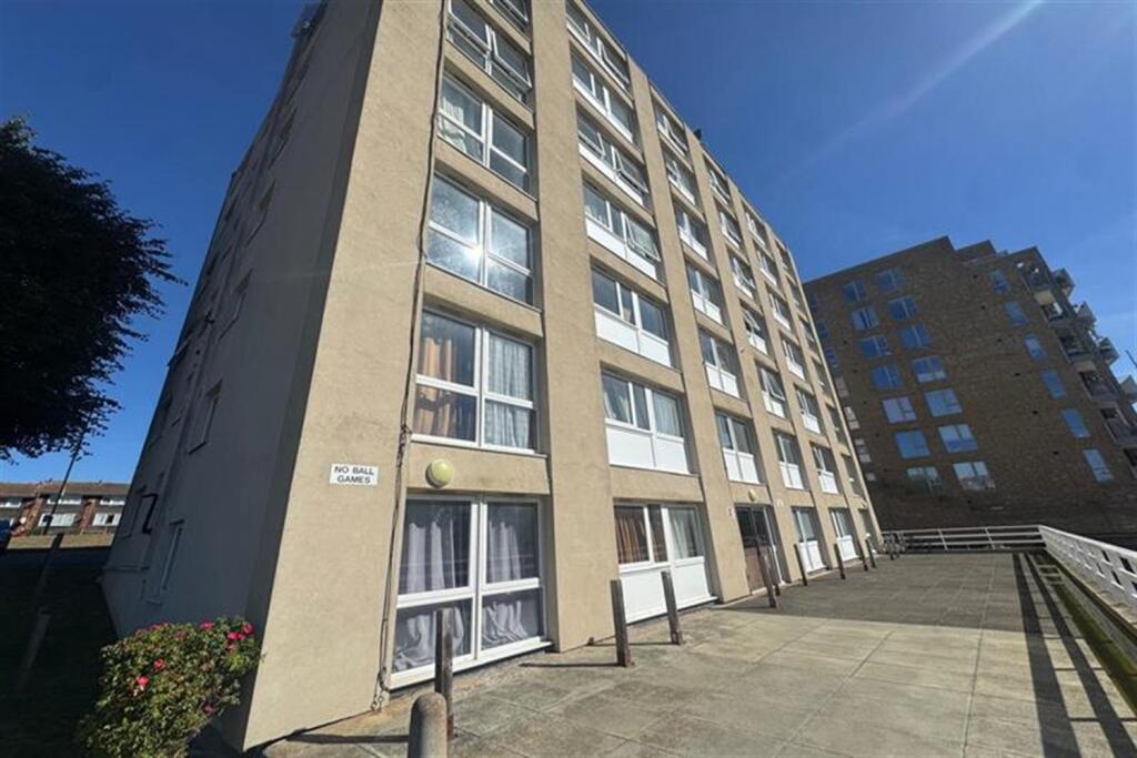 Main image of property: Menlo Gardens, SE19