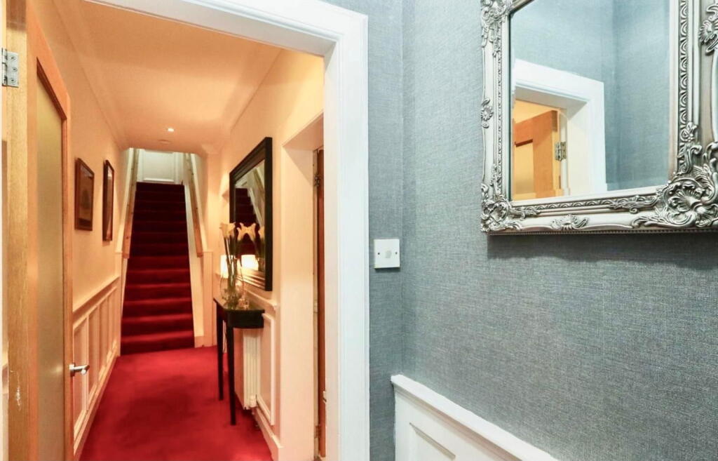 House in Bathgate, West Lothian - View 4