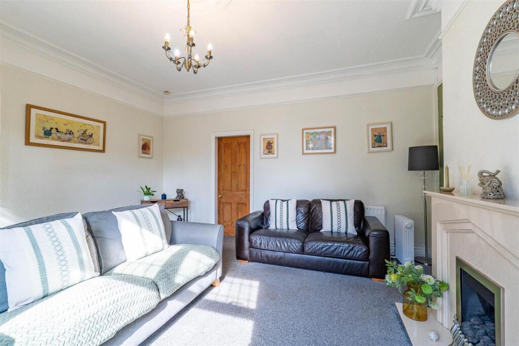 Stanifield Lane, Farington, Leyland - More