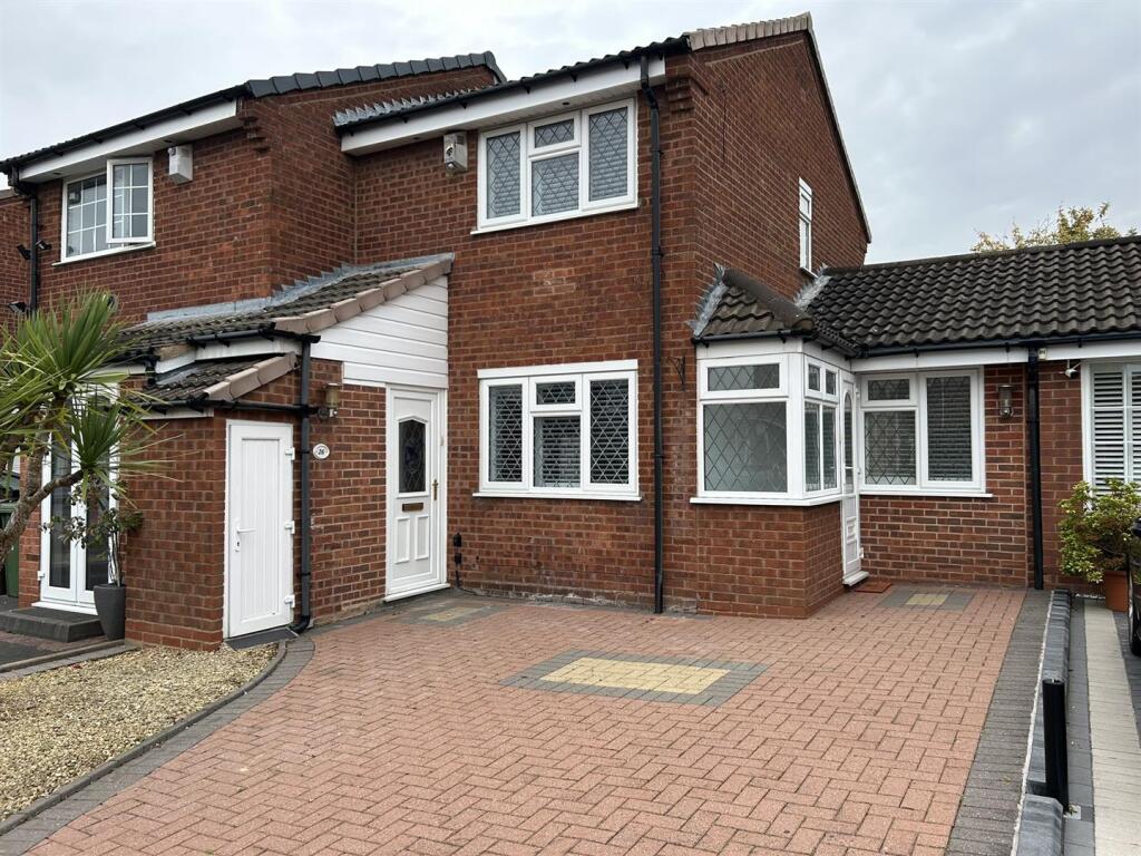 3-bed semi-detached on Tackford Close, Castle Bromwich. B36 9TA, £275,000