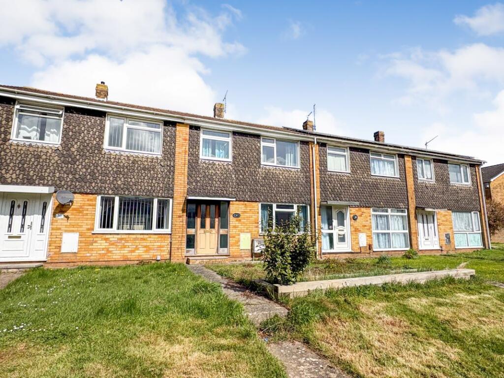 Main image of property: 32 Sandy Lodge, Yate, Bristol, Avon, BS37 4HE