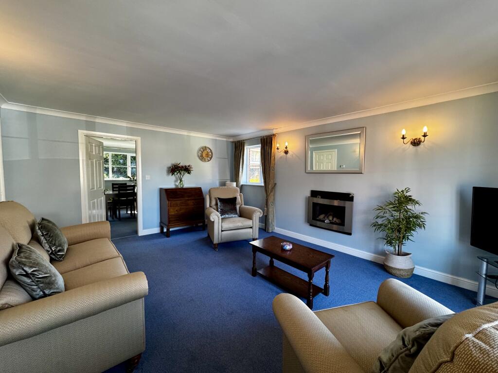 House in East Lindsey, Louth - View 2