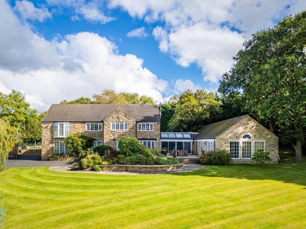 Main image of property: Oak Lea, Cliff Road, Crigglestone, Wakefield
