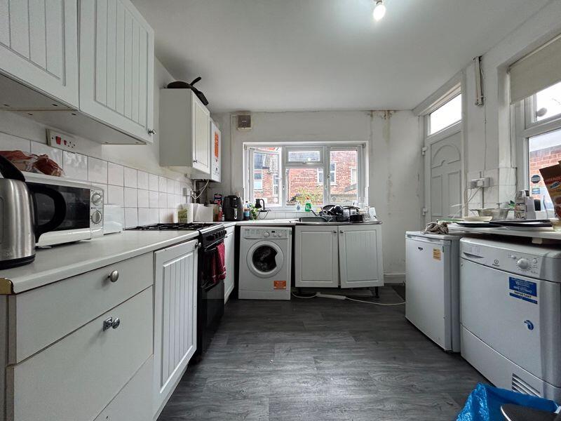House in Nottingham - View 5