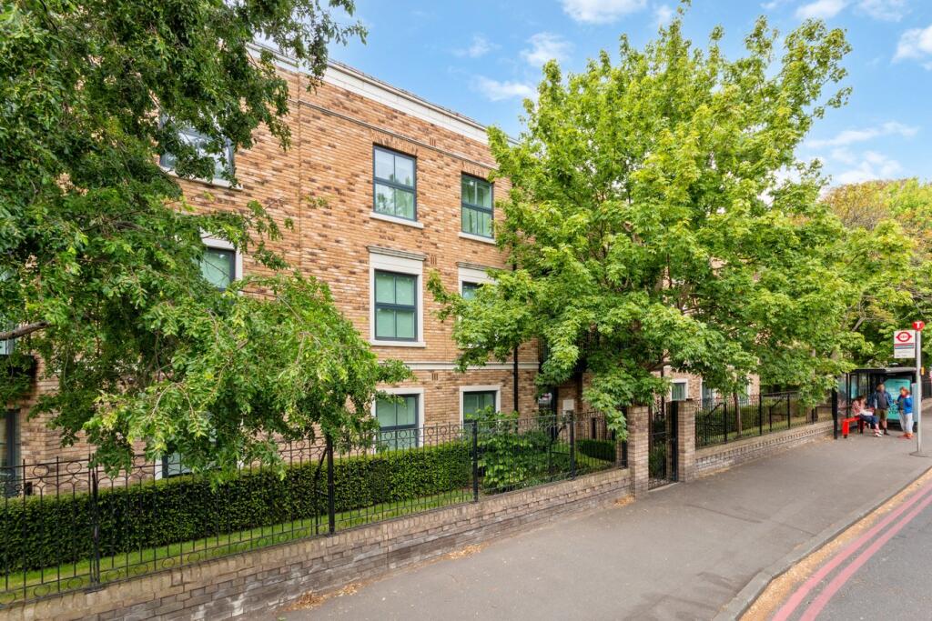Main image of property: Chiswick Gate, Grove Park, Chiswick, W4