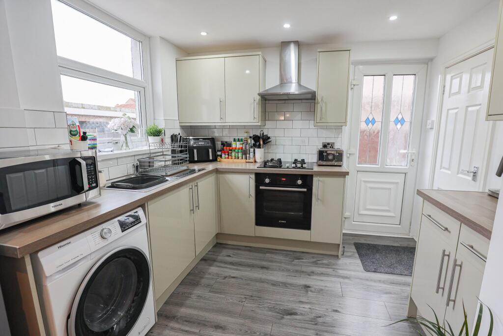 House in Lancaster, Morecambe - More