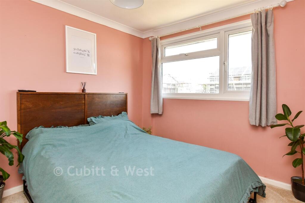 Broyle Close, Ringmer, Lewes, East Sussex - More