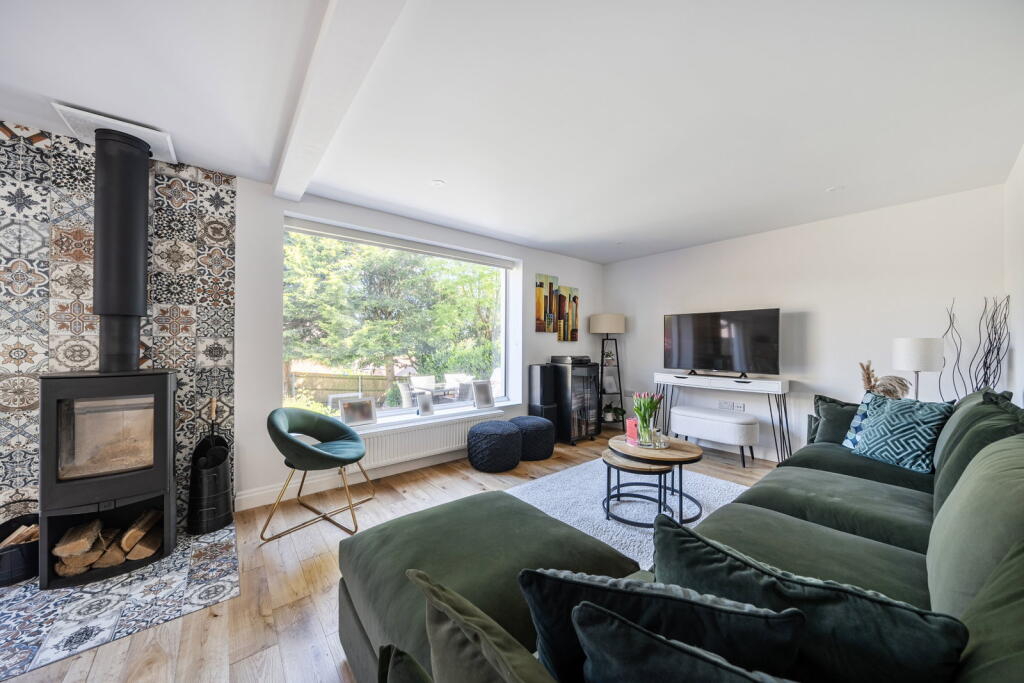 House in Redhill - View 4