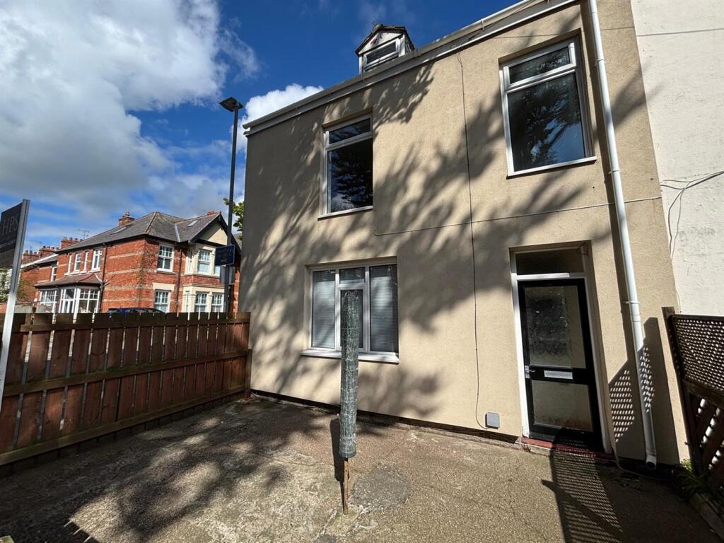 Main image of property: Cliff Terrace, Hornsea